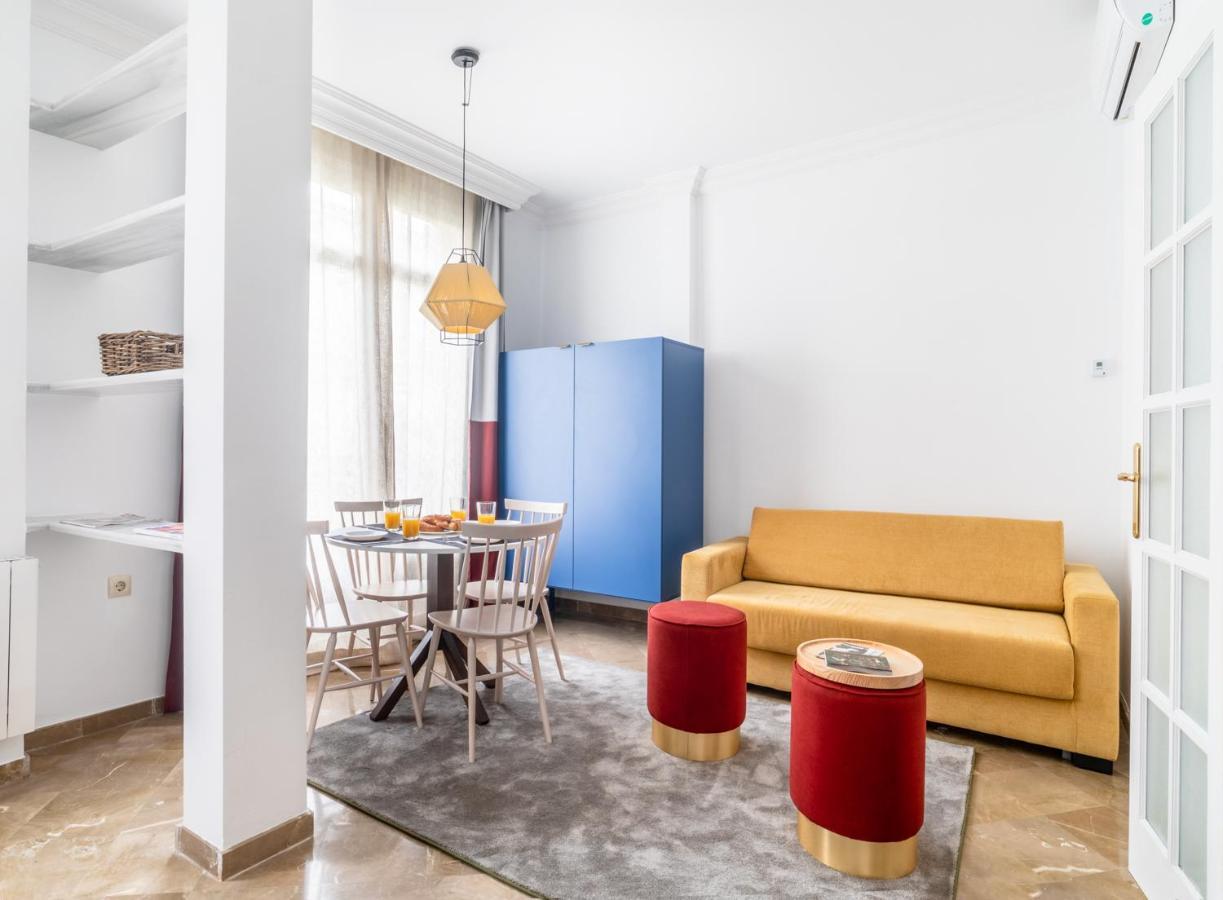 Welcomer Apartments Granada Gran Via Екстер'єр фото
